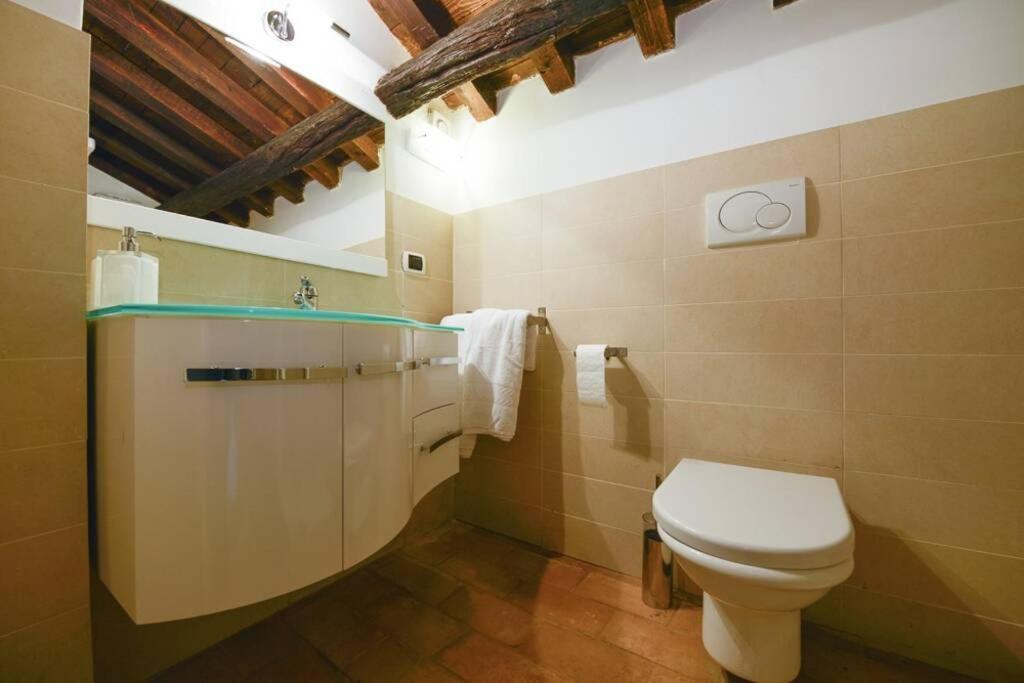 Ibernesi - Charming Apartment At The Roman Forums Екстериор снимка