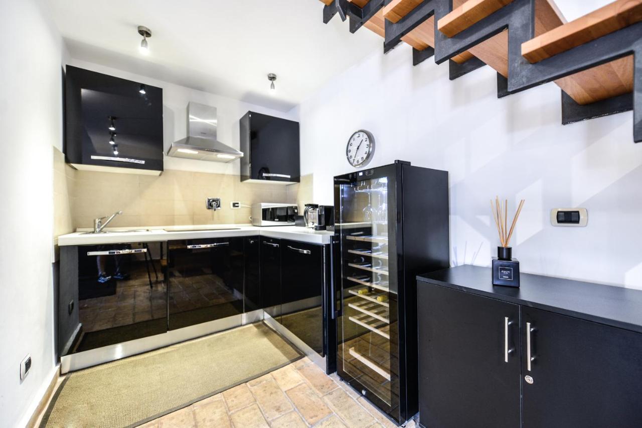 Ibernesi - Charming Apartment At The Roman Forums Екстериор снимка